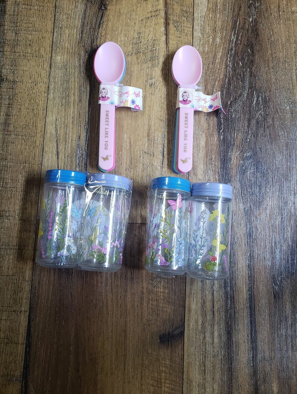 Set Of 4 Dolly Parton Wildflower Spice Shakers Set Of 2 & Mini Spoon Set